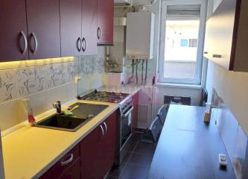 Apartament 3 camere cu terasa de 29 mp Prelungirea Ghencea stradal.
